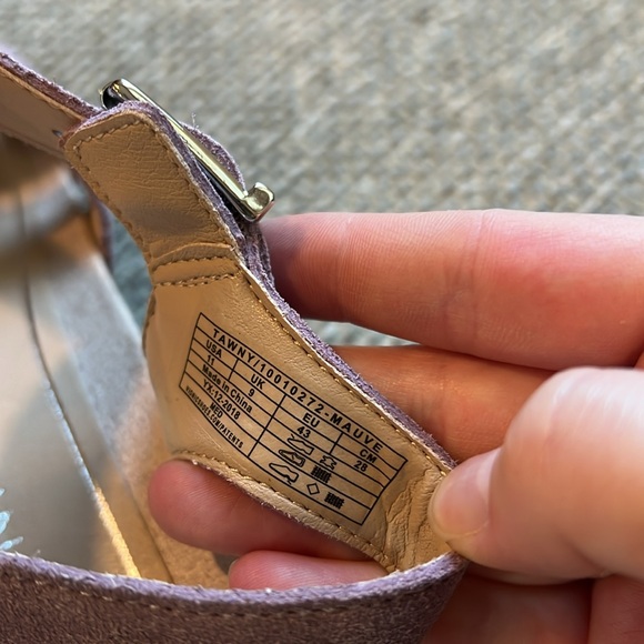 Vionic Tawny Mauve Wedge Sandals NWOT Suede Purple - Picture 10 of 11